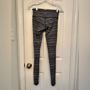 Mid-rise Lululemon Leggings.